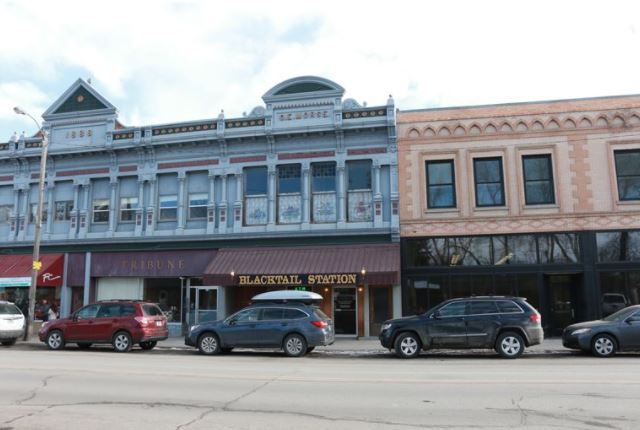 Bar/Restaurant/Casino/Liquor Store in Dillon, MT: 26 S Montana St, Dillon, MT 59725